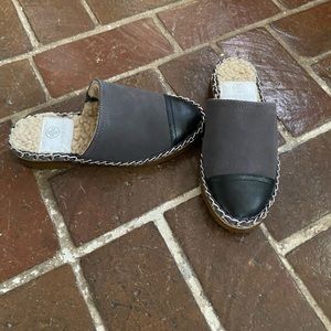 Laurie Felt slides- faux fur lined mules size 6